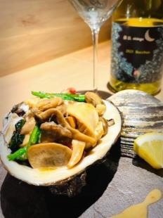 Sauteed surf clams from Tomakomai with lemon butter