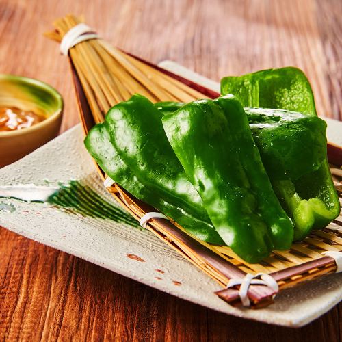 ピーマンの蕎麦味噌マヨネーズ添え