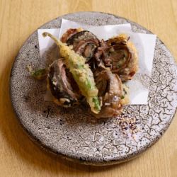 秋刀魚とごぼうの梅肉揚げ