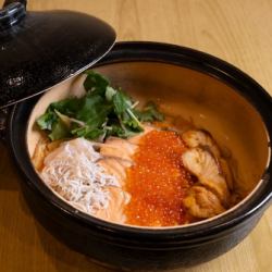 海鮮の釜飯「極」