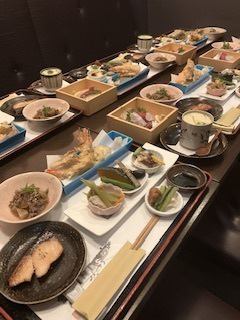 お昼のランチ会席御膳2600円税込(2860円)曜日限定　水、木、金、土曜日12時からのご予約オープン