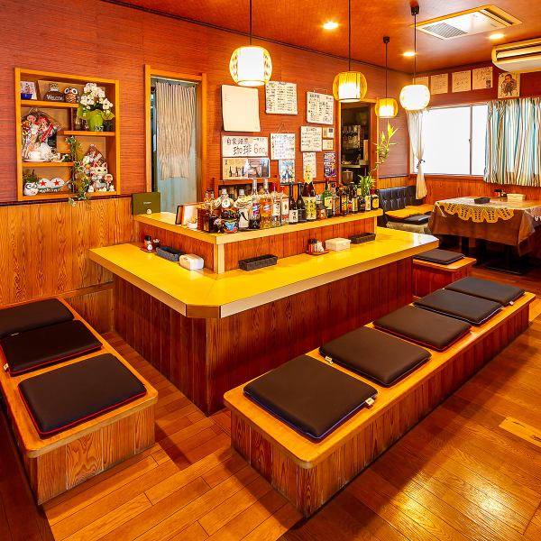 店内外は癒やしを感じる空間に仕上がっています。目配り・気配り上手なスタッフが丁寧な対応で心温まるサービスをご提供します★繊細なこだわりは料理やドリンクだけでなく、空間作りにも◎誰もが寛げる雰囲気を大切にしています！お一人様のサク飲み・宴会や貸切利用でのご利用など様々なシーンでご利用ください！