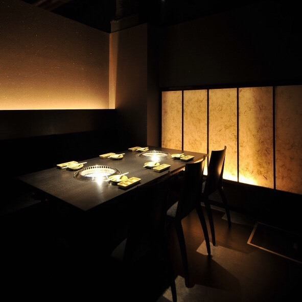 4 to 6 people / 8 to 10 people Fully equipped with private rooms ♪ Enjoy your meal in a calm space