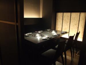 We eat Sendai beef and compare.Authentic grilled meat tasted in a calm space.