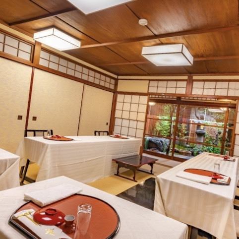 [Hall (tatami) / 8 to 20 people] Recommended for large banquets, alumni associations, and tourist groups