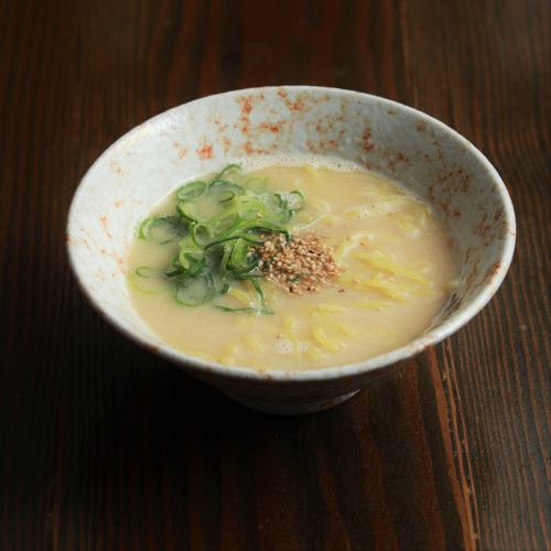 鶏白湯ラーメン