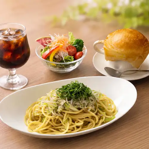 ランチタイムのセットメニューが登場！