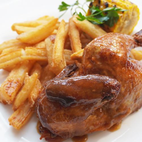 황금빛으로 구워낸 고소한 하플로스트 치킨