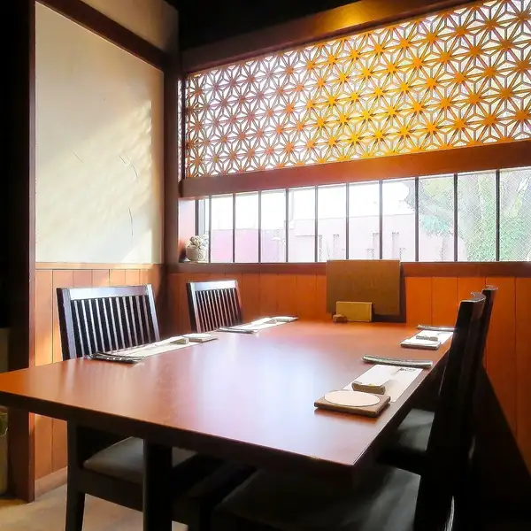 The restaurant's tranquil atmosphere makes it ideal for business meetings, company dinners, and special occasions like dates.