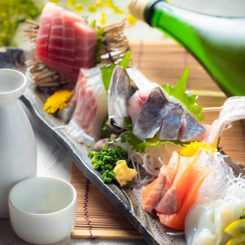 Assortment of 5 kinds of fresh fish sashimi