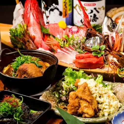 ■鲭鱼生牛肉片和炸土鸡的2小时无限畅饮“平日限定套餐” 2,980日元 共7道菜品◎