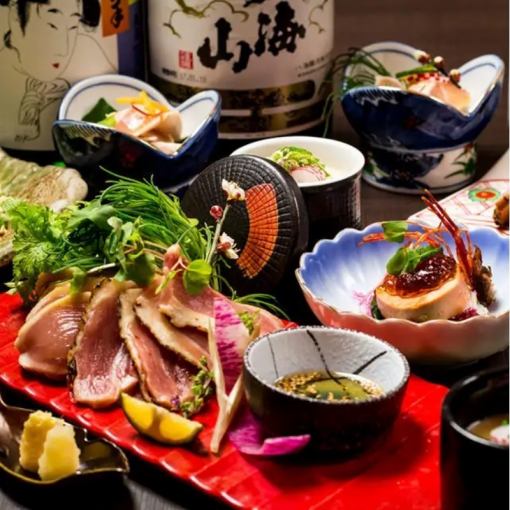 ■3小時無限暢飲生魚片拼盤與飛彈牛壽喜燒的「華麗套餐」5,000日圓 共10道菜 適合各種宴會