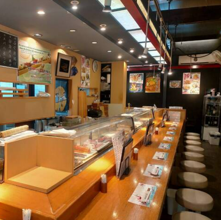 毎日仕入れの新鮮なお寿司と当店自慢のお酒をお楽しみください♪