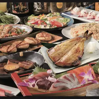 【ラグジュアリーコース】2H飲放+鮮魚刺身3点盛りやしまほっけ等、質にこだわった料理(全10品)