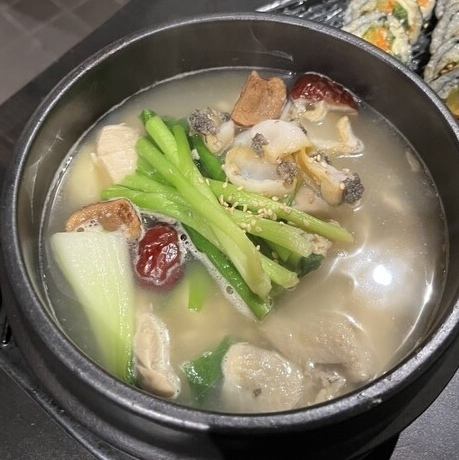 Samgyetang