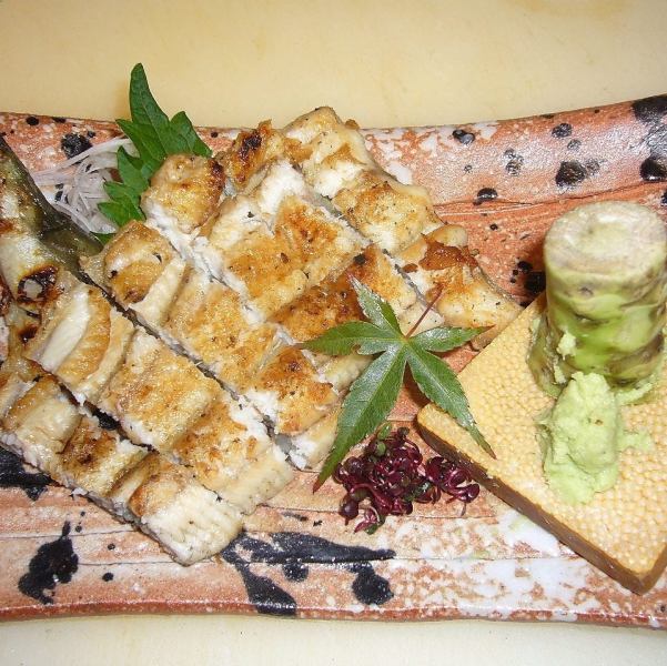 国産うなぎ（蒲焼き／白焼き） 各