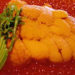 Mini sea urchin and salmon roe rice bowl