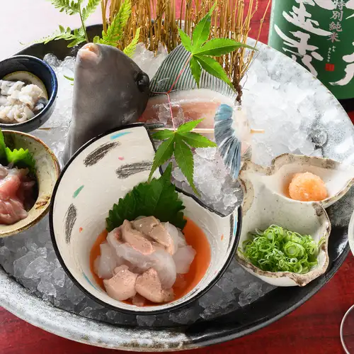 新鮮なカワハギの共肝造りがおすすめ
