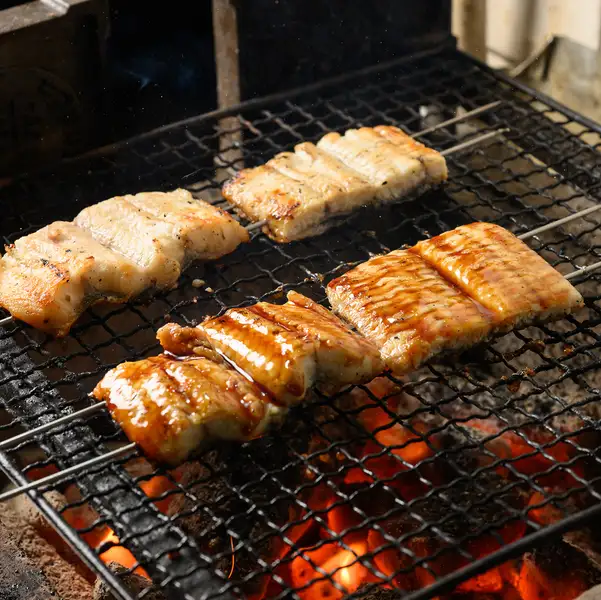 国産うなぎ（蒲焼き／白焼き） 各