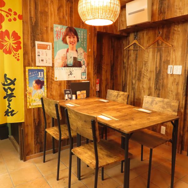 落ち着きのある雰囲気が魅力のこのお店は、仕事帰りの一人飲みにぴったりです。心地よい空間で、美味しいお料理とお酒をじっくりと味わいながら、リラックスしたひとときをお過ごしいただけます。静かな時間の中で、自分だけのディナーを楽しみたい方におすすめの場所です。日々の疲れを癒しに、ぜひお立ち寄りください。