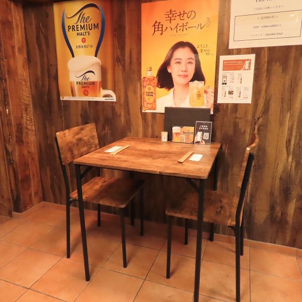アットホームな雰囲気の当店は、夫婦での普段使いにぴったりです。美味しい料理を楽しみながら、ゆったりとした会話を交わす、そんな日常のひとときを大切にできます。仕事帰りや週末のディナーに、ぜひ気軽に立ち寄ってみてください。心温まる時間をお楽しみいただけます。