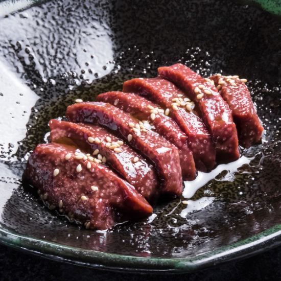 厳選素材を贅沢に使用し、お肉好きさんにもご満足いただけます☆