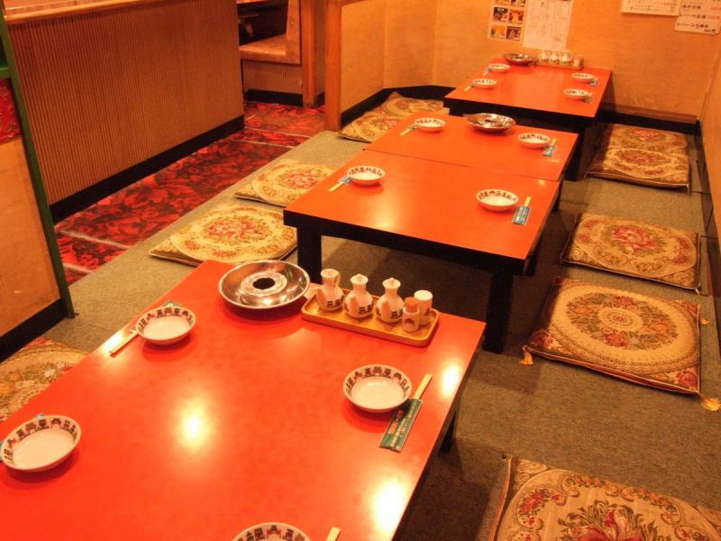 中華でも珍しいお座敷もご用意しております!!くつを脱いで座って美味しい中華料理をご堪能下さい♪歓送迎会やご家族、大人数の宴会も可能です♪ぜひお気軽にご利用下さい。