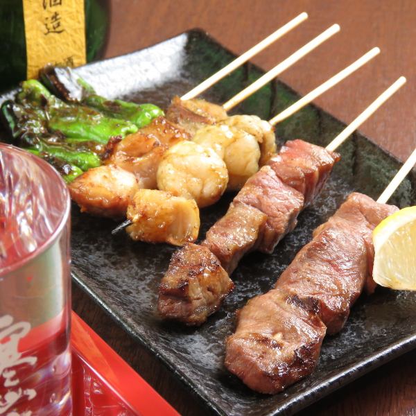 享受瘦肉、荷爾蒙和蔬菜◎串燒176日元（含稅）~