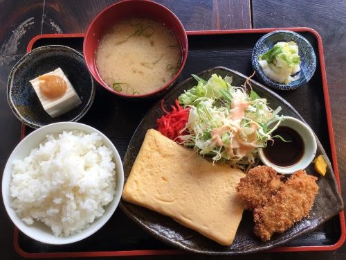 Popular No. 1 [Naniwa set meal] I want to eat a lot, but I also want to eat lightly!