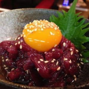 桜ユッケ(月見だれ)