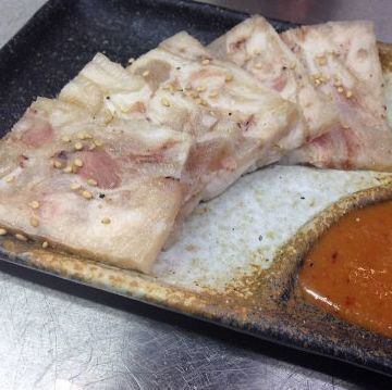 骨抜き豚足スライス・自家製チャーシュー・ガツポン酢