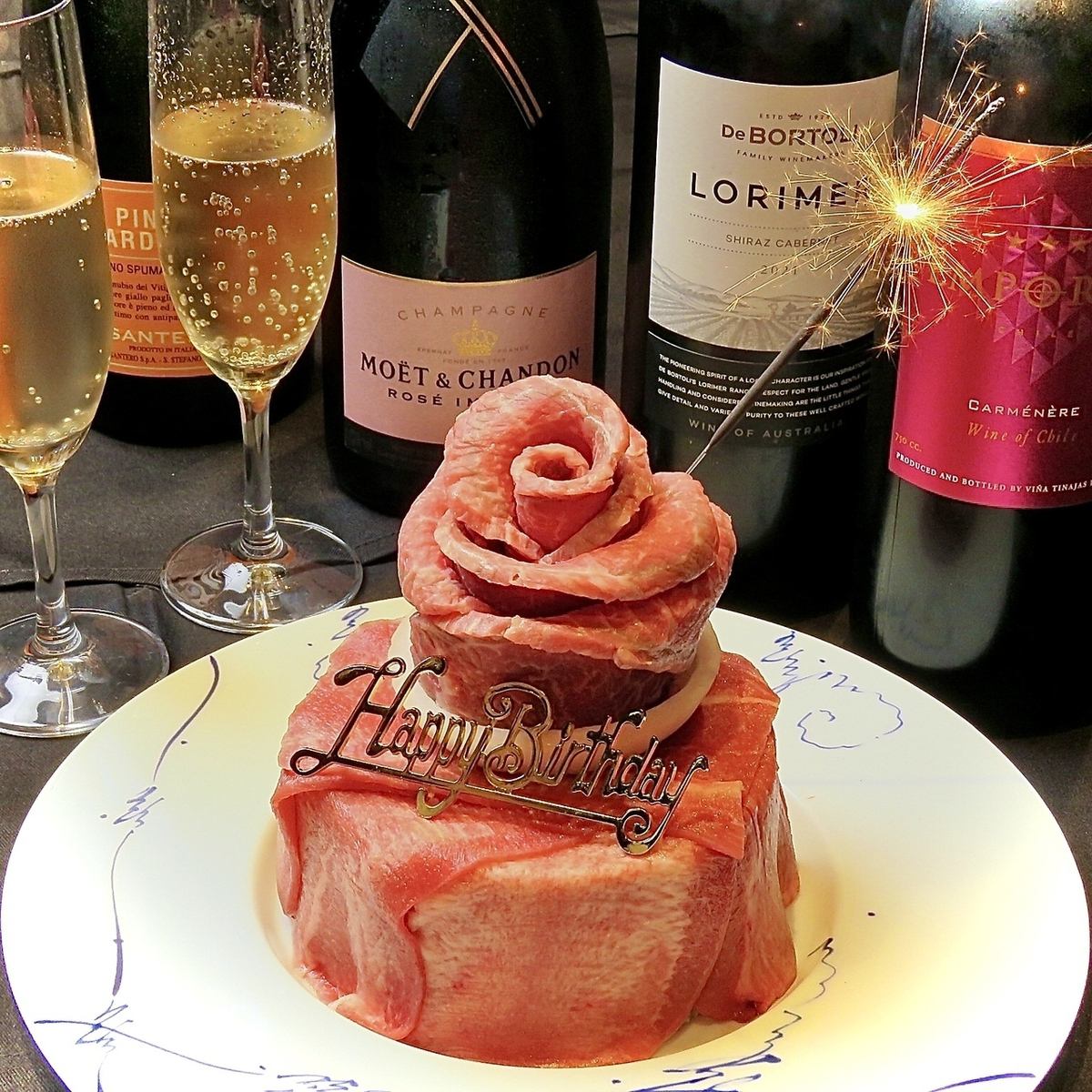 黒毛和牛を使用した肉ケーキをご用意!記念日に是非♪