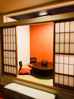 周りを気にせず楽しめる個室席をご用意♪一つしかない個室席は早めのご予約が◎