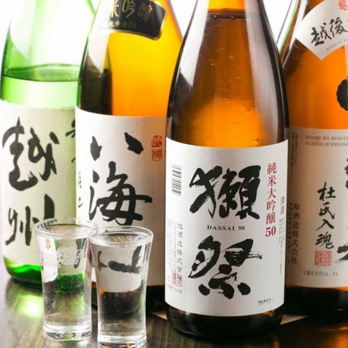 Please enjoy local sake carefully selected by the store manager to your heart's content.