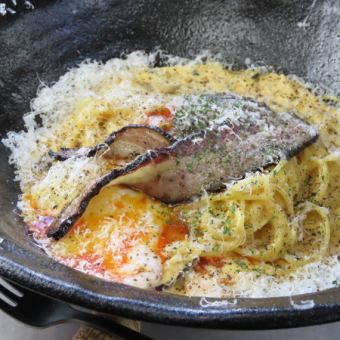 Carbonara of charcoal-grilled bacon
