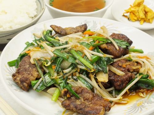 Stir-fried liver and chives