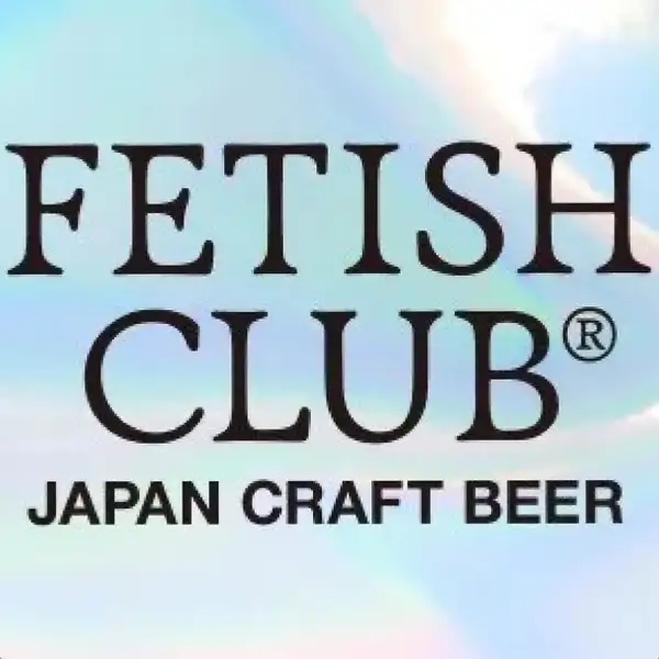 【映像演出も楽しめる快適テーブル席】ゆったりと過ごせるテーブル席にはモニターやプロジェクターを完備！迫力ある映像演出が空間をさらに盛り上げ、特別感のある時間を演出します♪クラフトビールを片手に仲間と語り合ったり、イベント利用にもぴったり◎居心地の良いダイニングビアバーで楽しいひとときをお過ごし下さい
