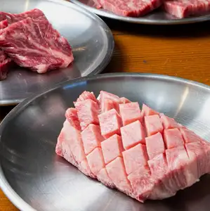 厚切りタン塩