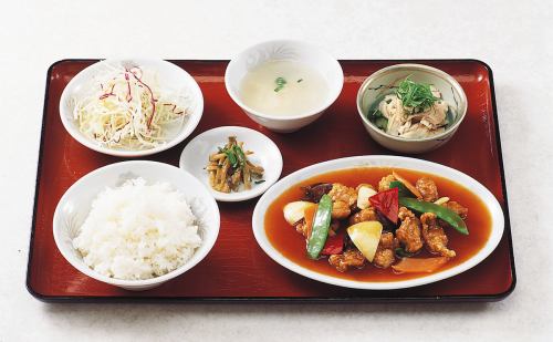 Happosai set meal, sweet and sour pork set meal, fried chicken set meal