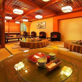 It is a tatami room and round table that can be used for any occasion.Our restaurant is family friendly and can be used not only for regular meals with friends, but also for company banquets and class reunions.Please feel free to contact us for reservations for large-scale parties.