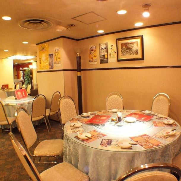 接待や記念日、顔合わせといった大切なお集まりには、完全個室がおすすめです。5名様、10名様、最大18名様まで対応可能なお部屋をご用意しております。周りを気にせず、プライベートな空間でゆったりとお食事と会話をお楽しみください。ご予約はお早めにお願いいたします。