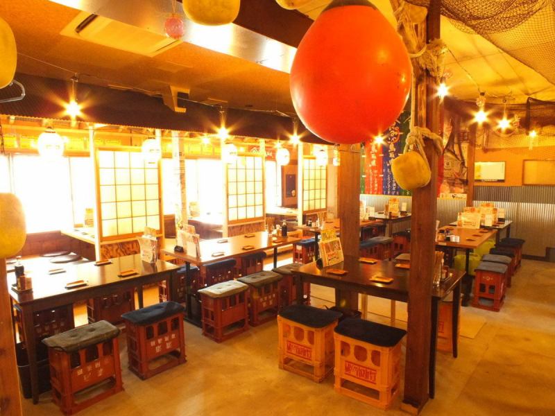 お席 | 炉端横丁 荒鮮景