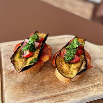 本日から、ディナータ