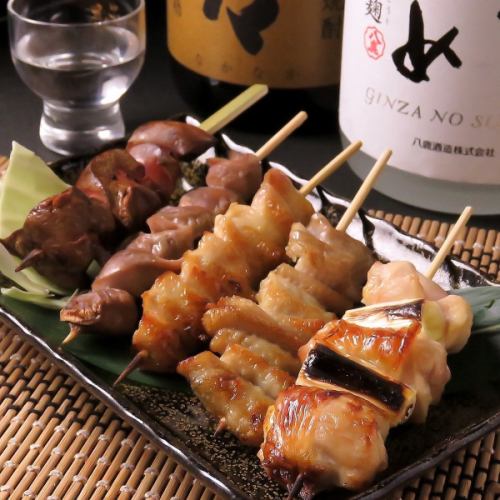【看板商品】地元銘柄鶏「錦爽鶏」を使用したこだわりの焼き鳥が自慢！
