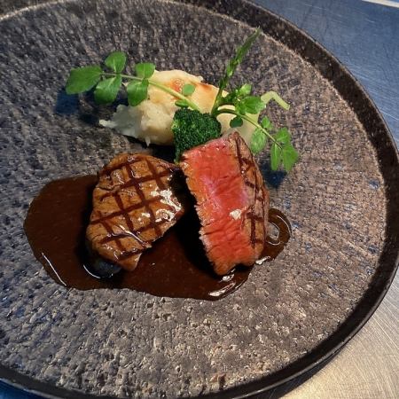 Merci Lunch: Large Hokkaido scallops and beef fillet steak course