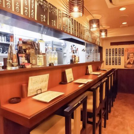 Counter seats in front of the kitchen are recommended for dating or alone ♪