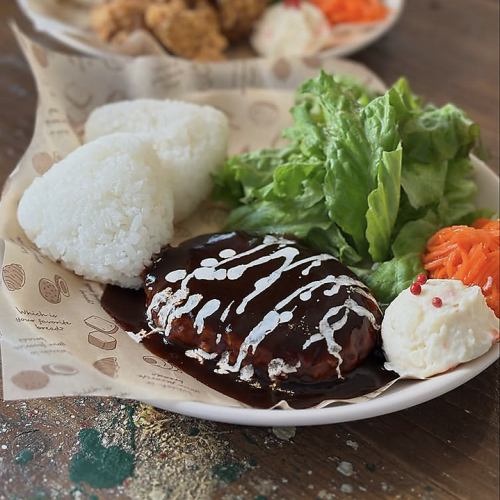デミグラスソースハンバーグプレート