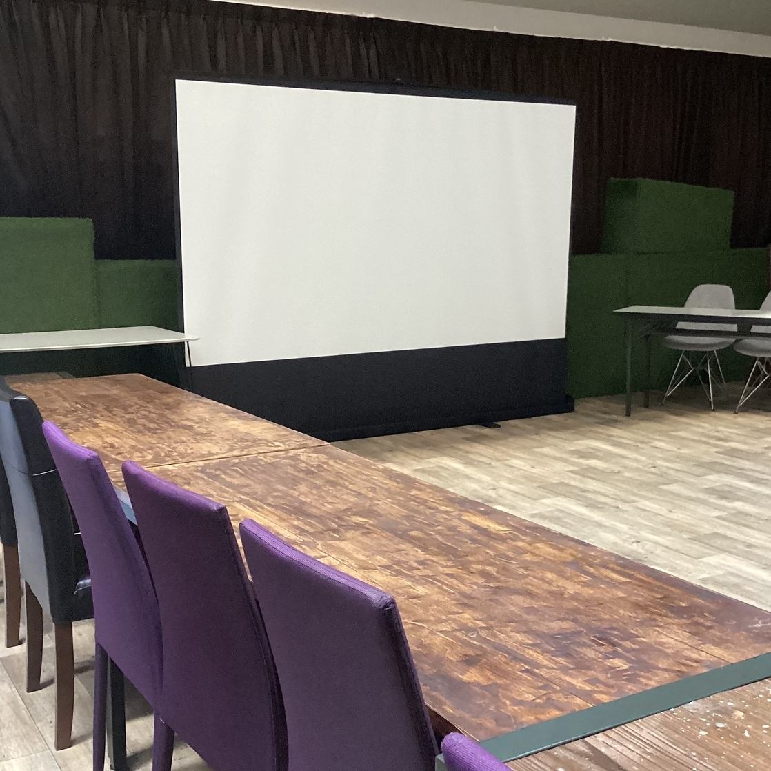 14名様から立食最大100名様まで貸切可能♪パーティーから場所のみの利用まで◎