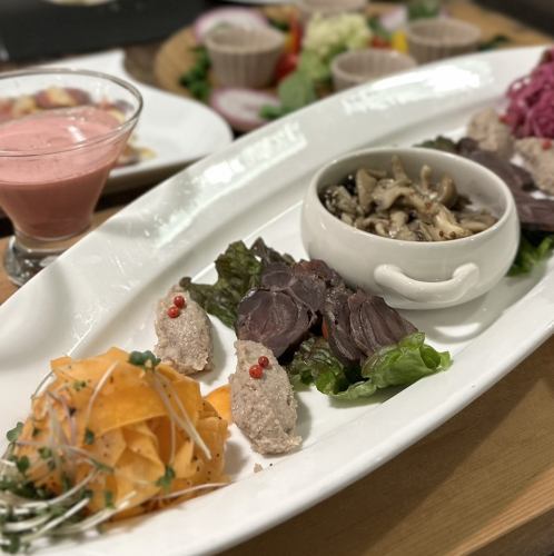 貸切利用ではビュッフェスタイルでのご提供も可能