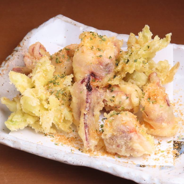 ヤリイカとふきのとう天ぷら からすみ塩